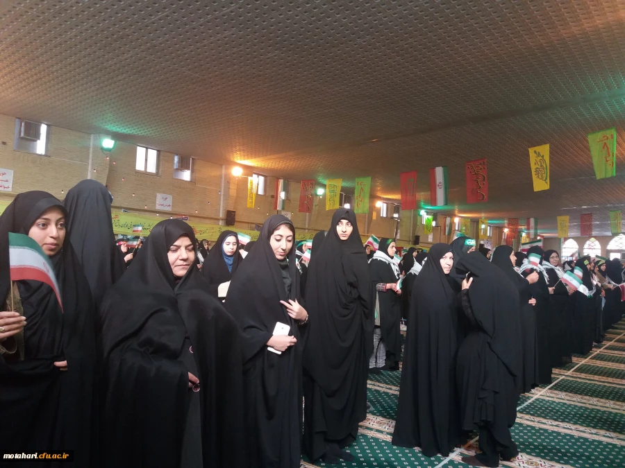 گزارش تصویری از حضور پرشور و فعال دانشجو معلمان بسیجی مرکز شهید مطهری خوی در مراسم تجمع بزرگ بسیجیان در مصلی امام خمینی شهرستان خوی