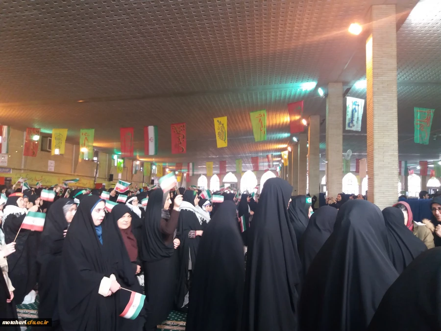 گزارش تصویری از حضور پرشور و فعال دانشجو معلمان بسیجی مرکز شهید مطهری خوی در مراسم تجمع بزرگ بسیجیان در مصلی امام خمینی شهرستان خوی