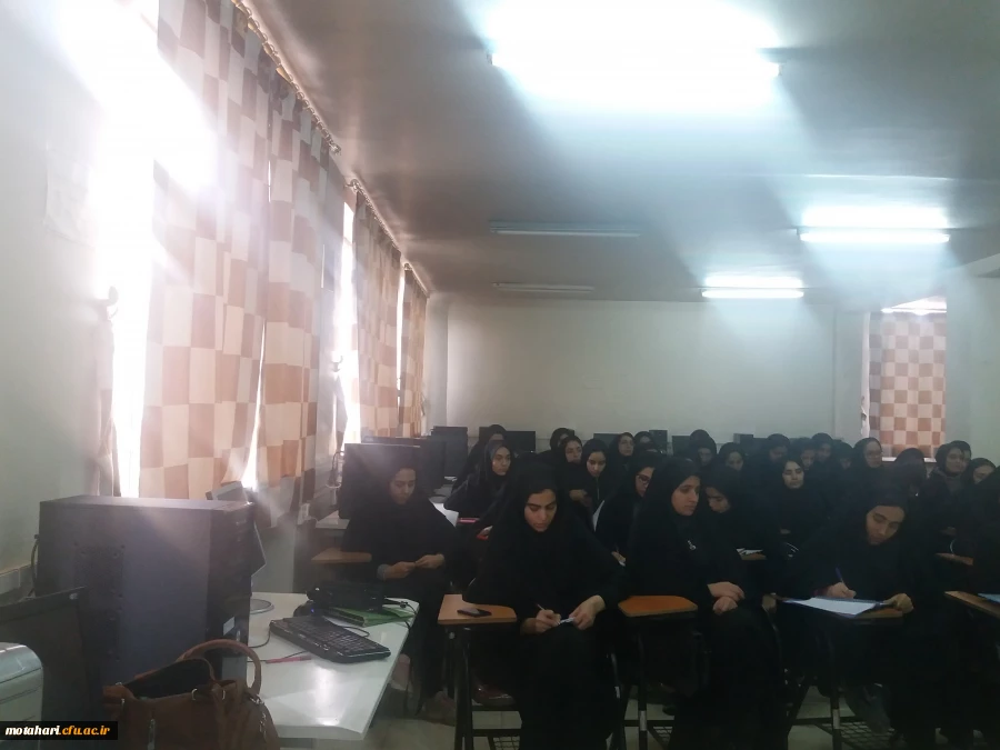 برگزاری کارگاه نقد کتاب 3