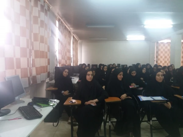 برگزاری کارگاه نقد کتاب 5