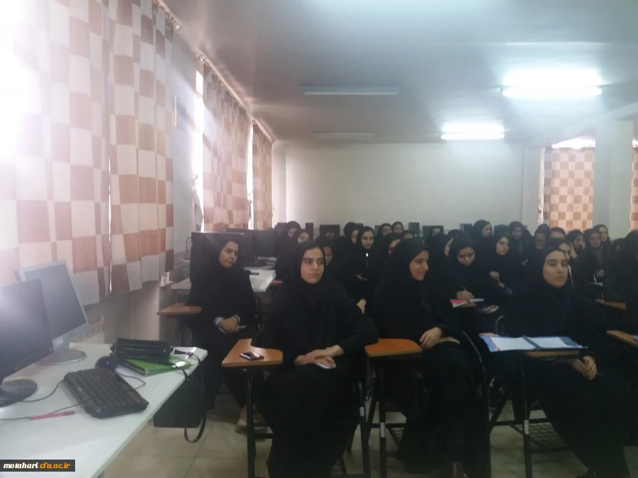 برگزاری کارگاه نقد کتاب 5