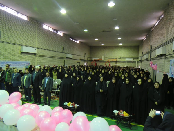 مراسم بزرگداشت روز دانشجو با حضور مدیر امور پردیس های استان، دانشجومعلمان، اساتید و مسئولین روزدو شنبه مورخه 98/09/18 در سالن اجتماعات مرکز شهید مطهری خوی برگزار گردید 4