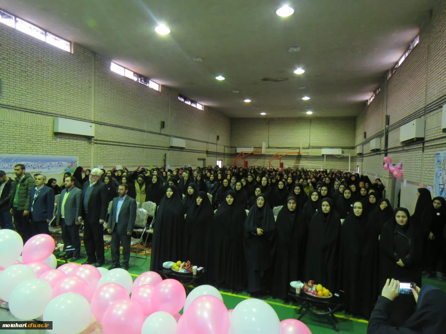 مراسم بزرگداشت روز دانشجو با حضور مدیر امور پردیس های استان، دانشجومعلمان، اساتید و مسئولین روزدو شنبه مورخه 98/09/18 در سالن اجتماعات مرکز شهید مطهری خوی برگزار گردید 4