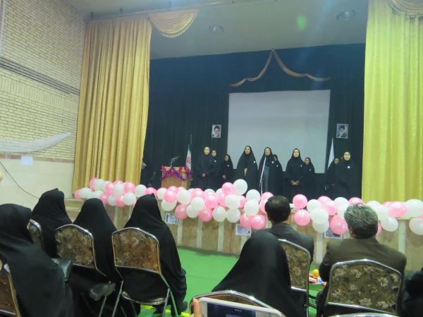 مراسم بزرگداشت روز دانشجو با حضور مدیر امور پردیس های استان، دانشجومعلمان، اساتید و مسئولین روزدو شنبه مورخه 98/09/18 در سالن اجتماعات مرکز شهید مطهری خوی برگزار گردید 9