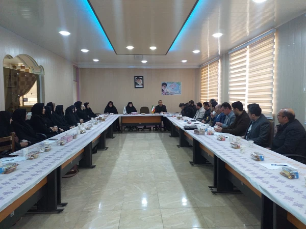 برگزاری جلسه تعامل با اساتید 5