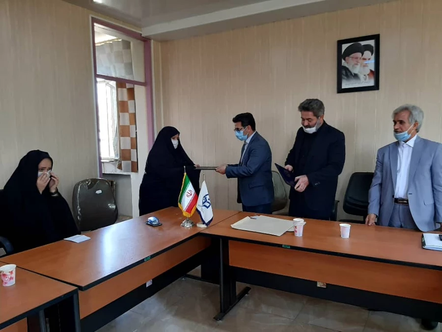 مراسم تکریم و معارفه ریاست مرکز آموزش عالی شهید مطهری خوی برگزار شد 5